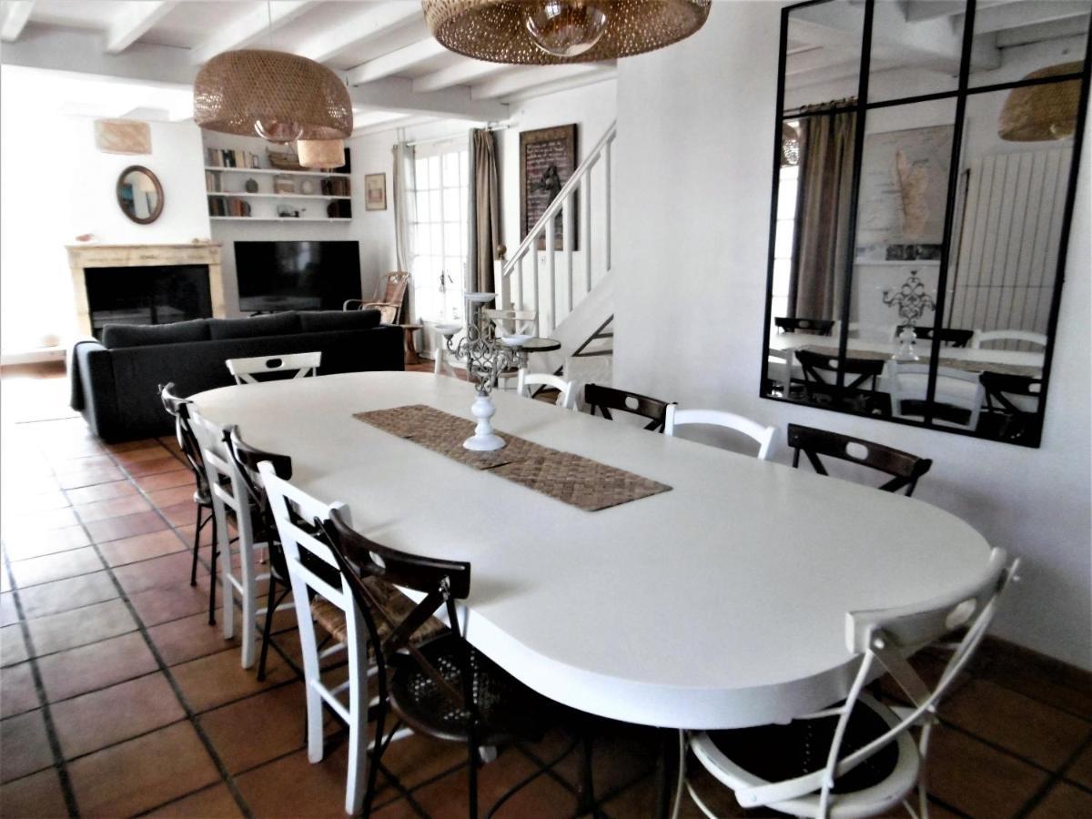 Le Chai Maison De Charme Pour Tribu Joyeuse Le Château-dʼOléron Exterior foto